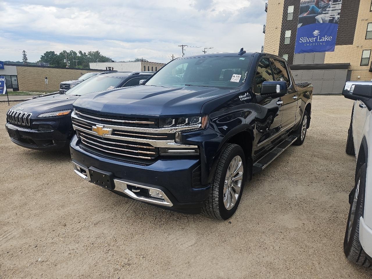 Chevrolet Silverado 1500 4WD Crew Cab 157" High Country 2019