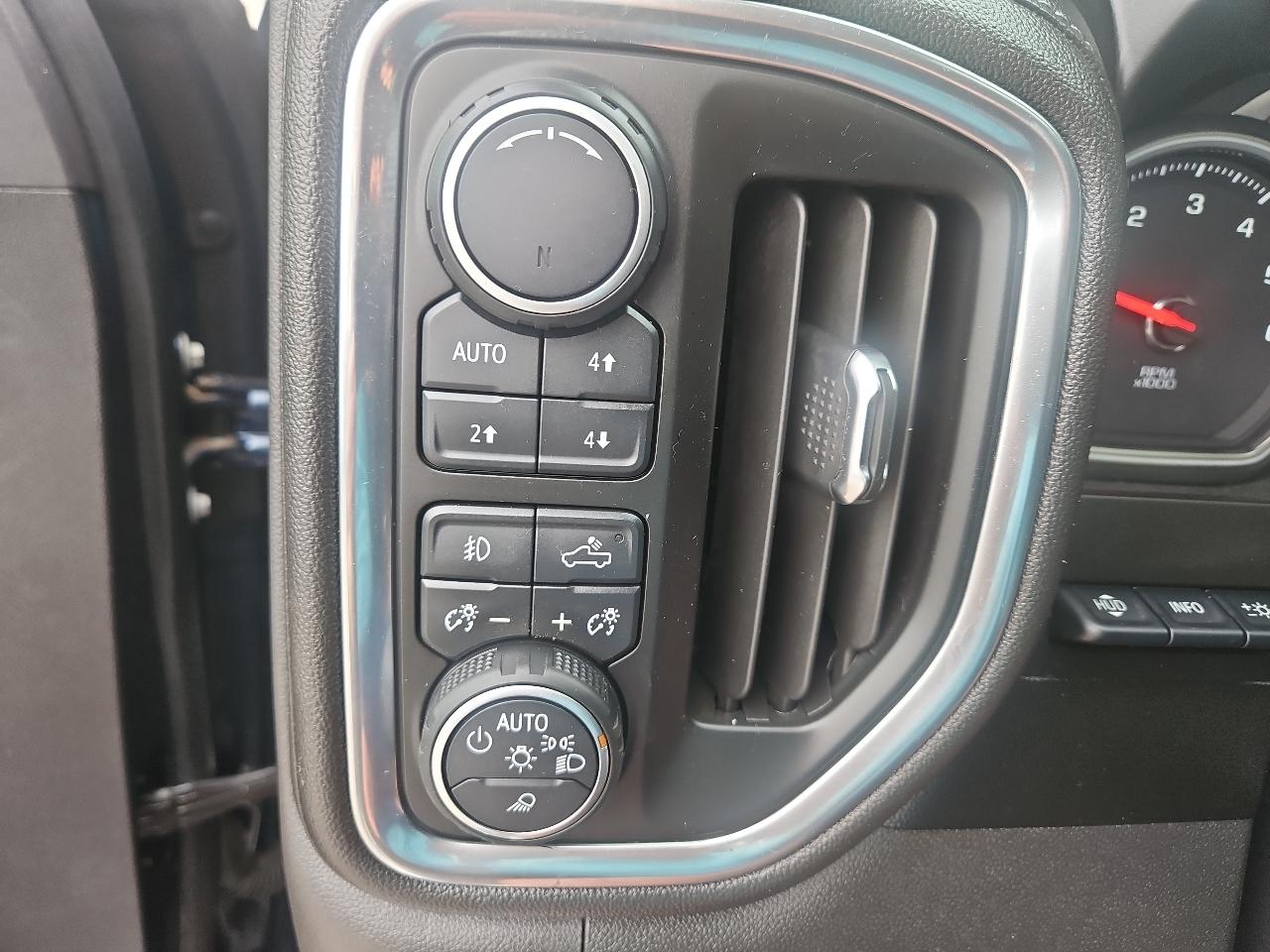 Chevrolet Silverado 1500 4WD Crew Cab 157" High Country 2019