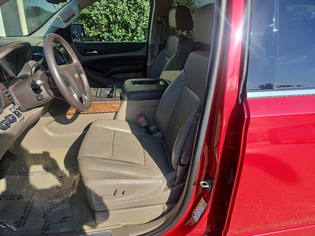 Chevrolet Suburban 4WD 4dr LTZ 2015