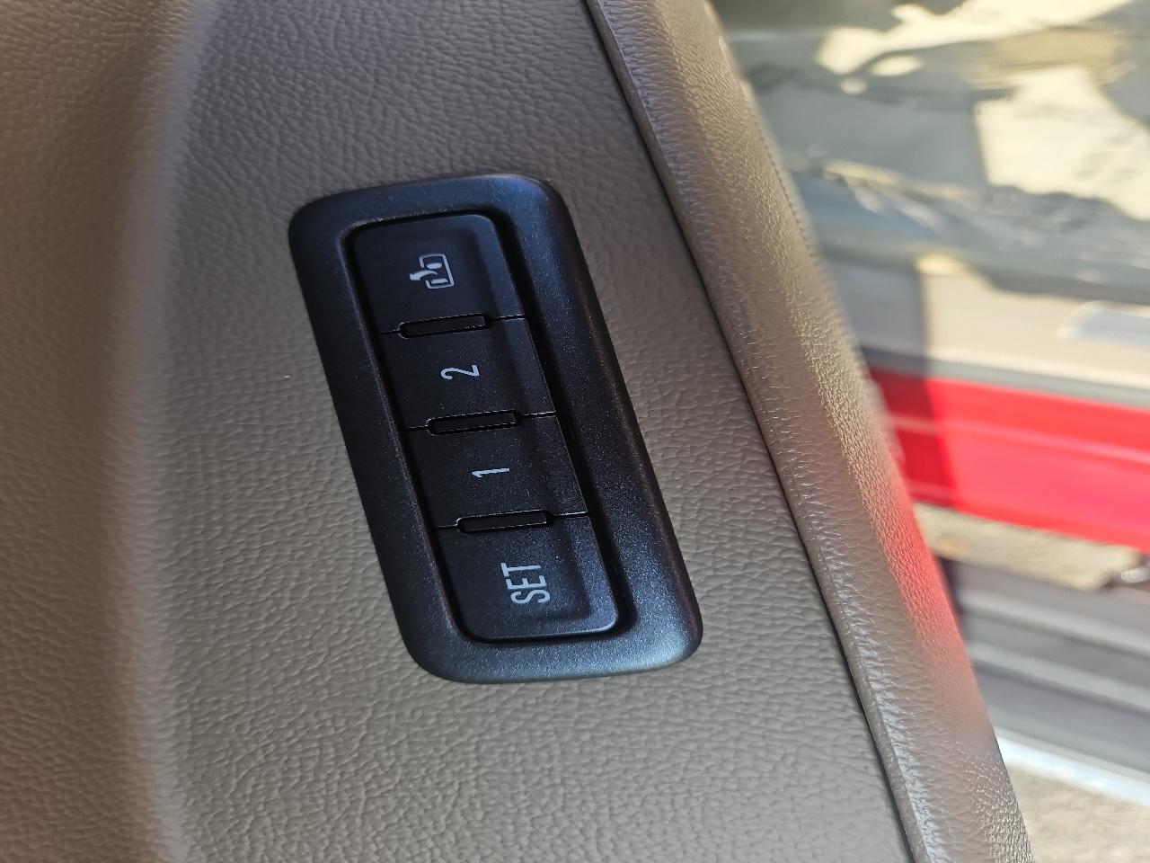 Chevrolet Suburban 4WD 4dr LTZ 2015
