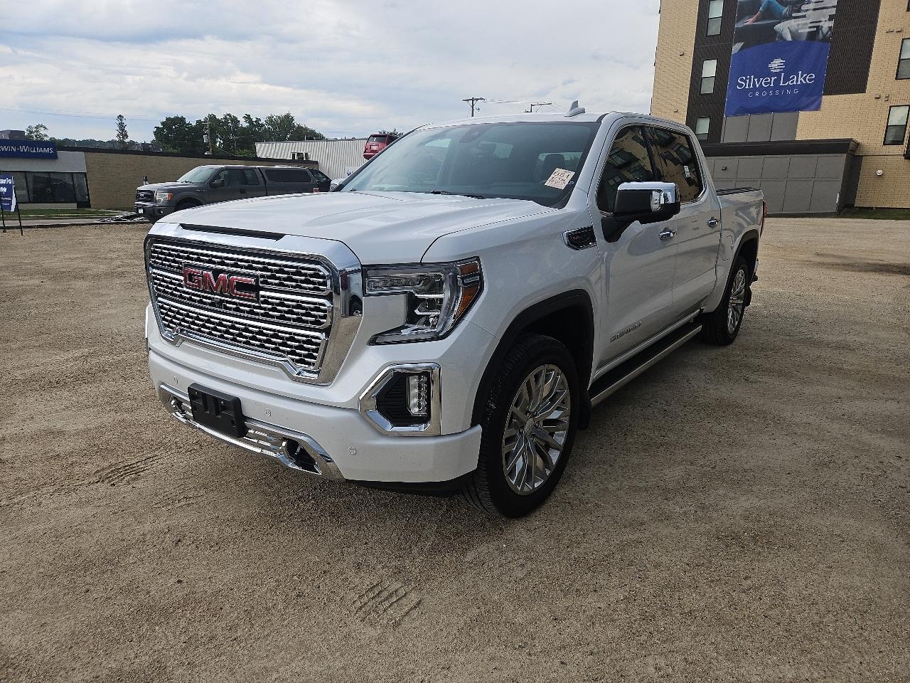GMC Sierra 1500 4WD Crew Cab 147" Denali 2019