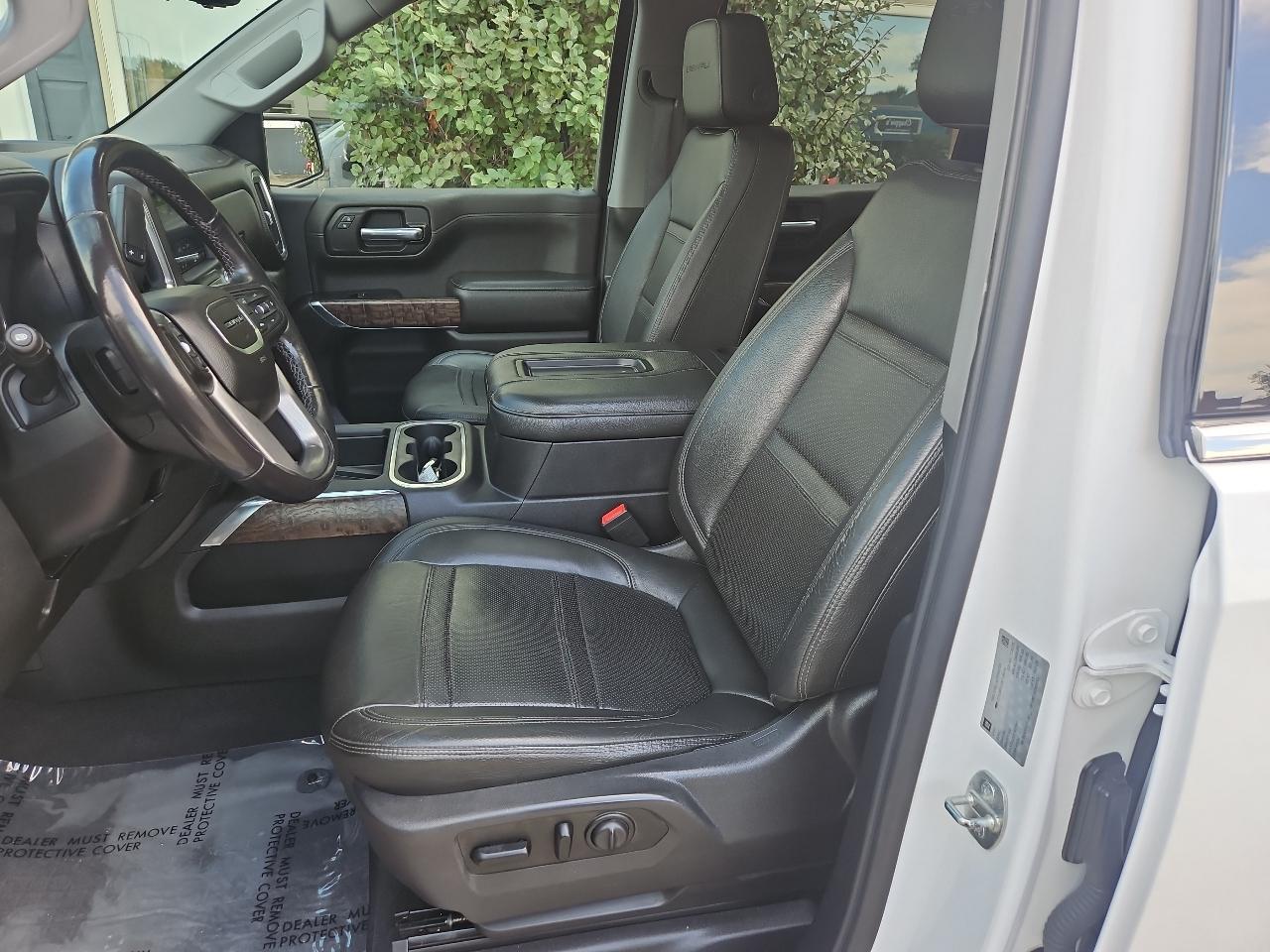 GMC Sierra 1500 4WD Crew Cab 147" Denali 2019