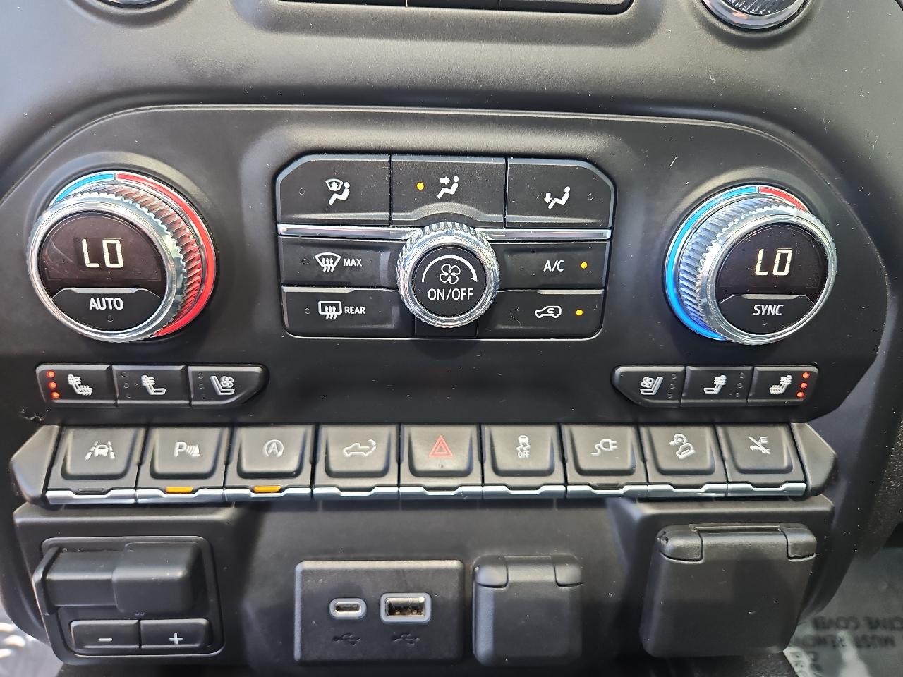 GMC Sierra 1500 4WD Crew Cab 147" Denali 2019