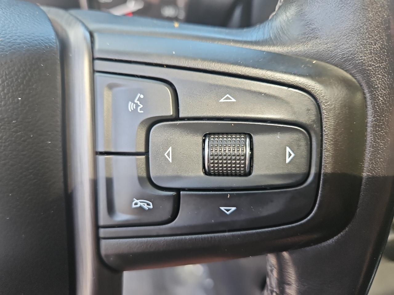 GMC Sierra 1500 4WD Crew Cab 147" Denali 2019