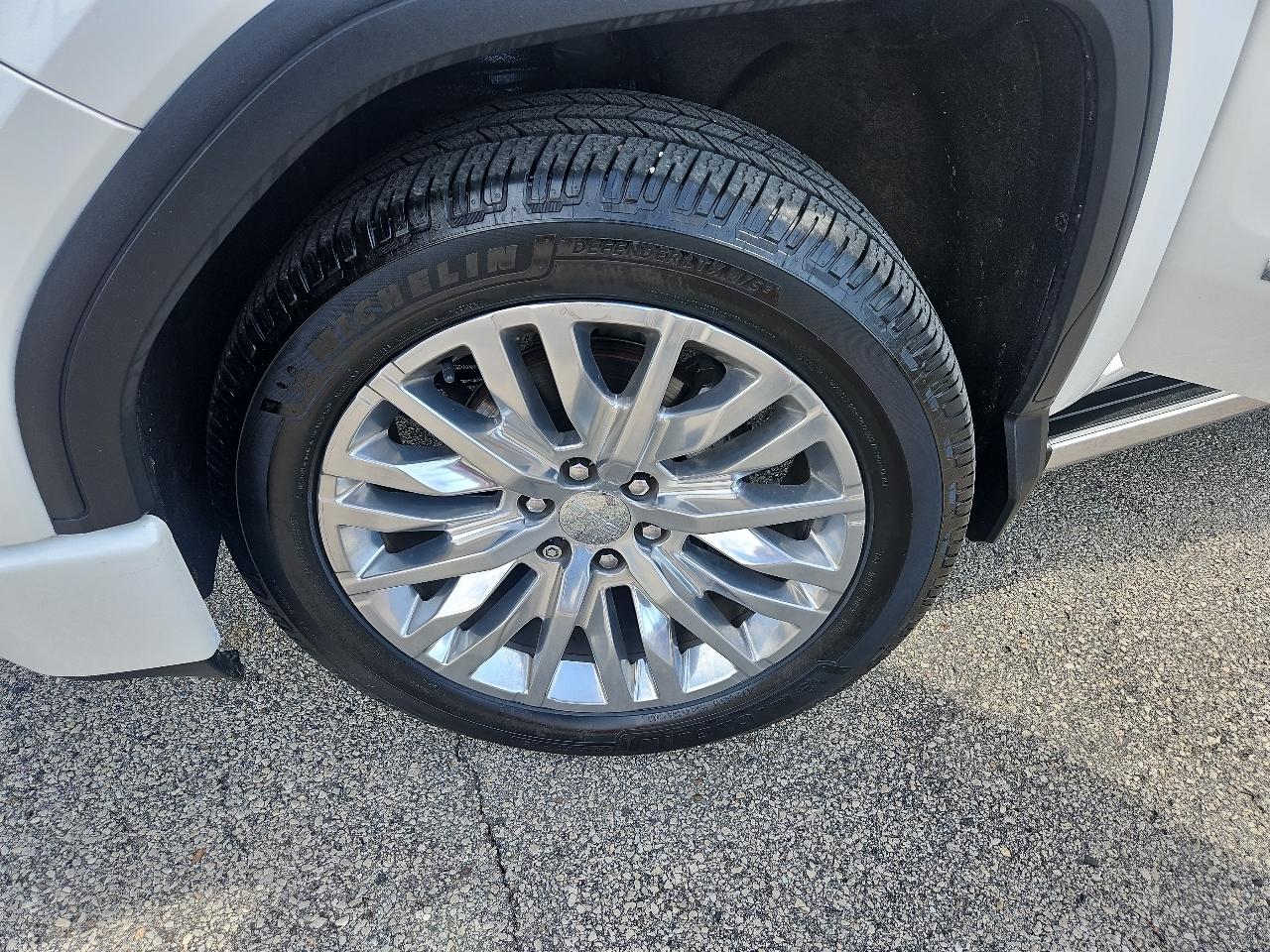 GMC Sierra 1500 4WD Crew Cab 147" Denali 2019
