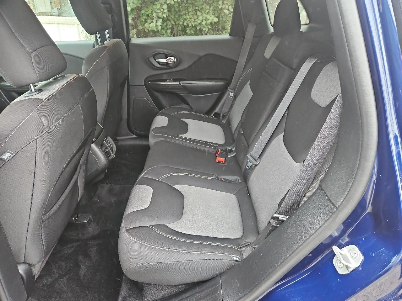 Jeep Cherokee 4WD 4dr Latitude 2014