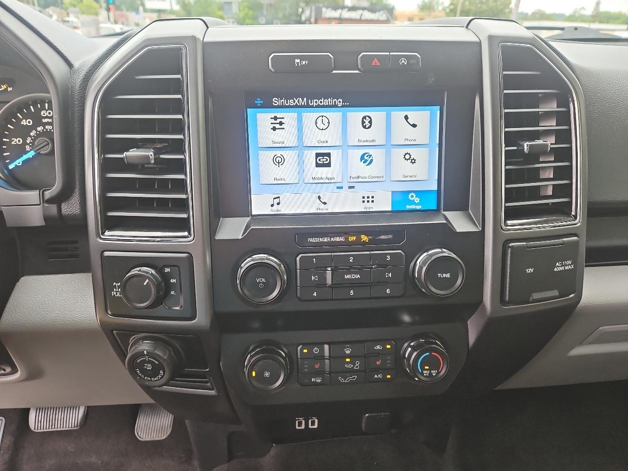Ford F-150 4WD SuperCab 145" XLT 2019