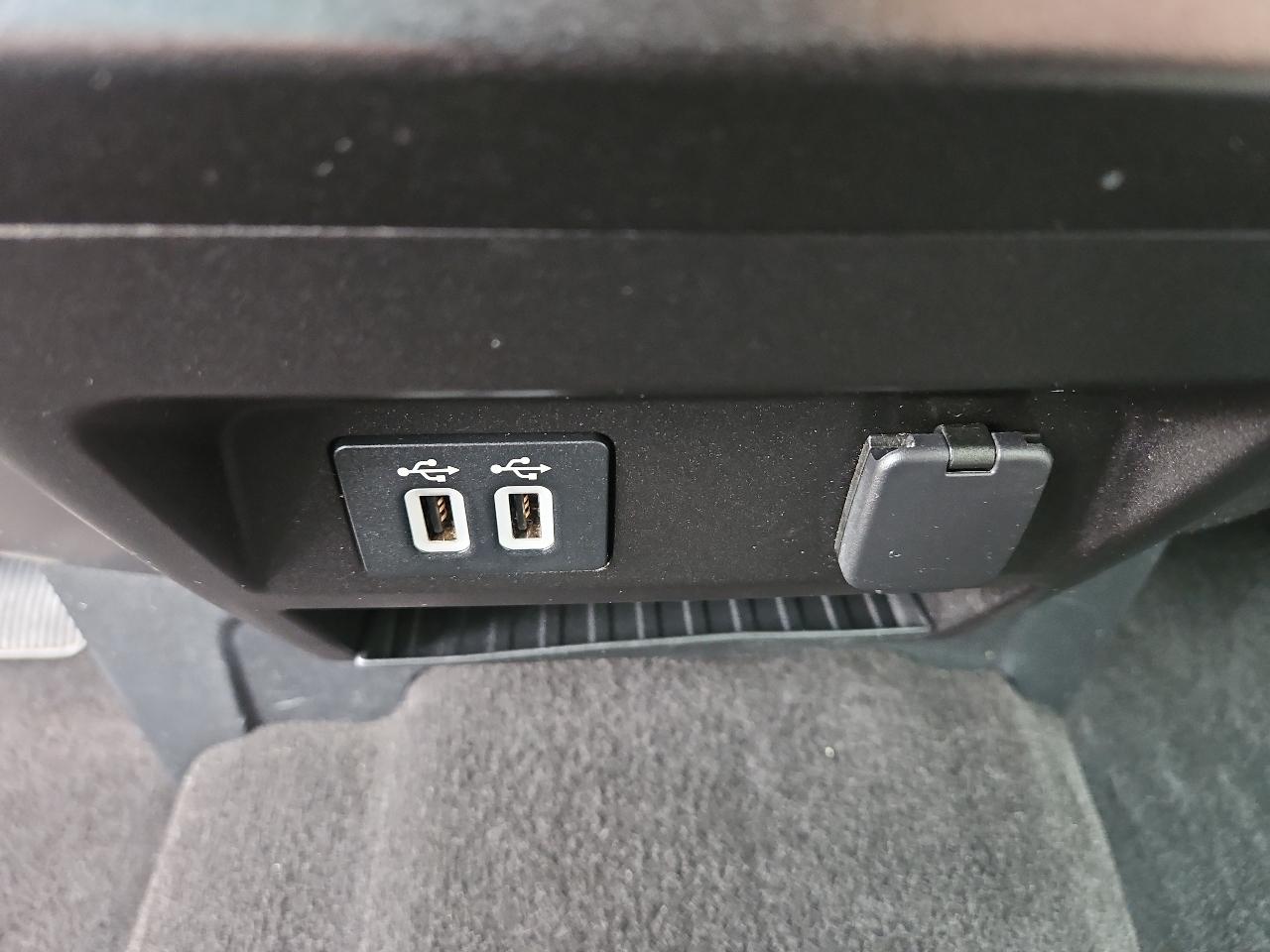 Ford F-150 4WD SuperCab 145" XLT 2019