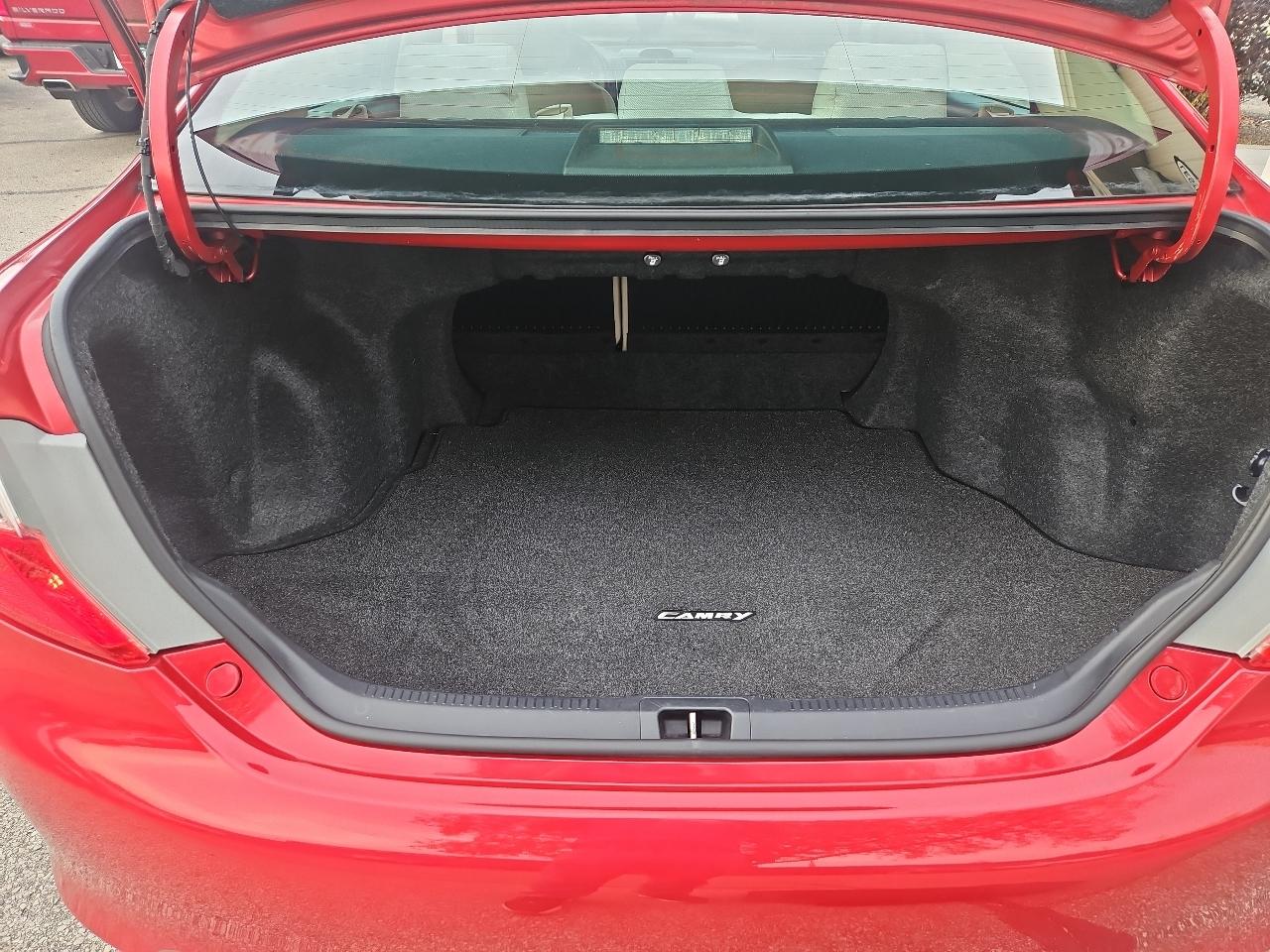 Toyota Camry 4dr Sdn I4 Auto SE Sport Limited Edition (Natl) 2012
