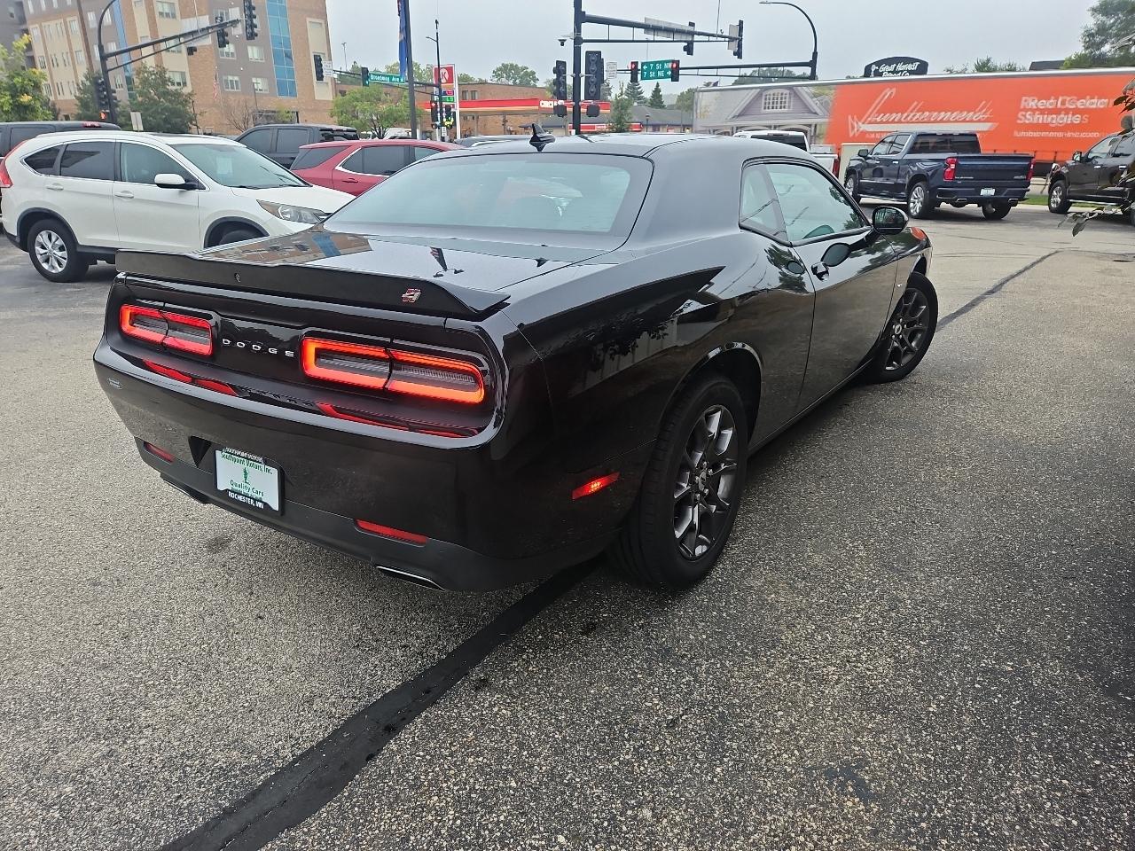 Dodge Challenger GT AWD 2018