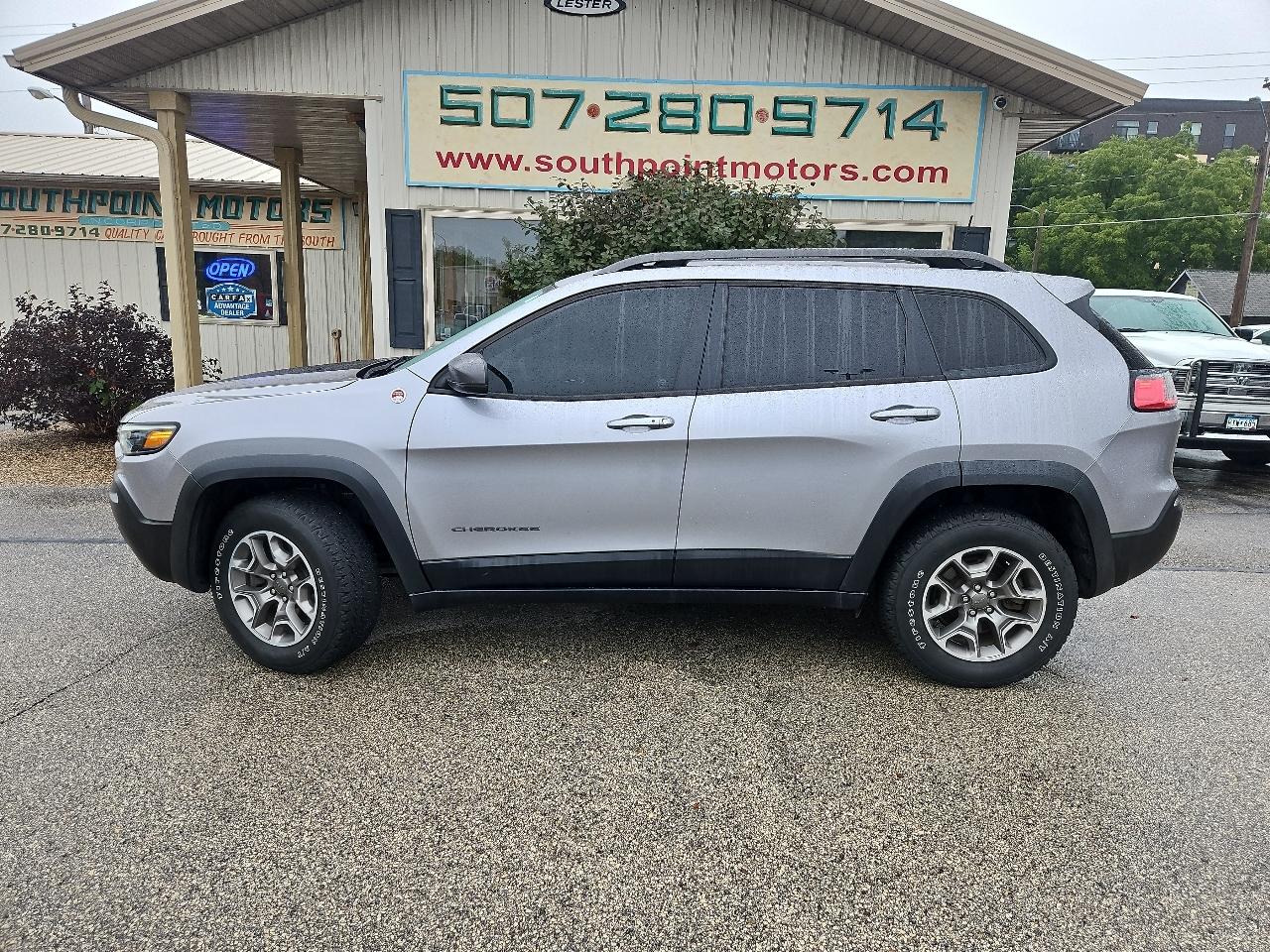 Jeep Cherokee Trailhawk 4x4 2021