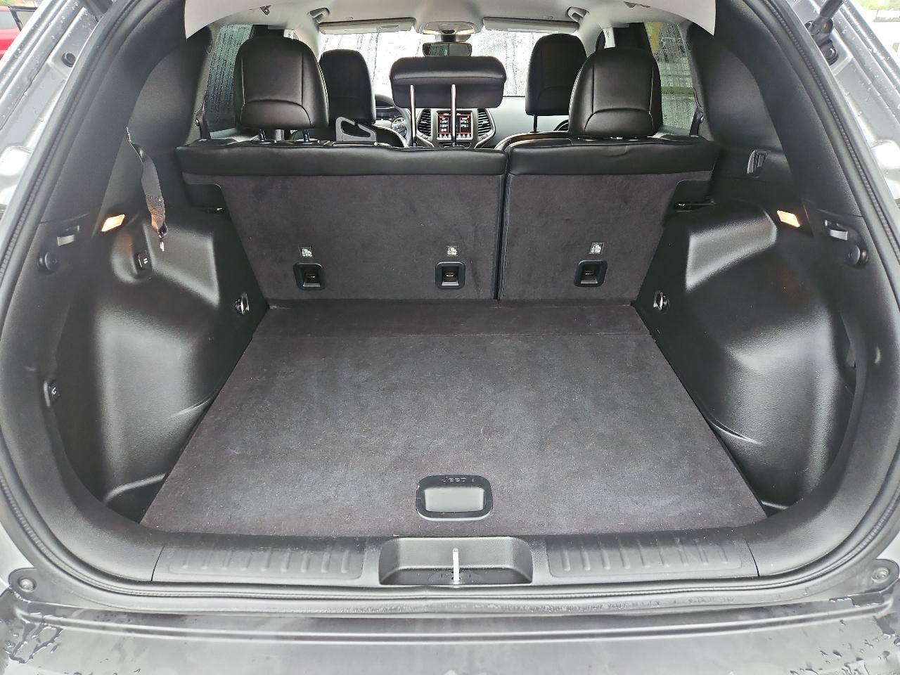 Jeep Cherokee Trailhawk 4x4 2021