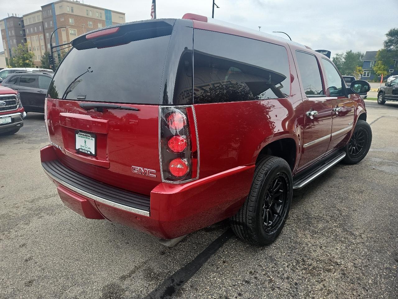 GMC Yukon XL AWD 4dr Denali 2014
