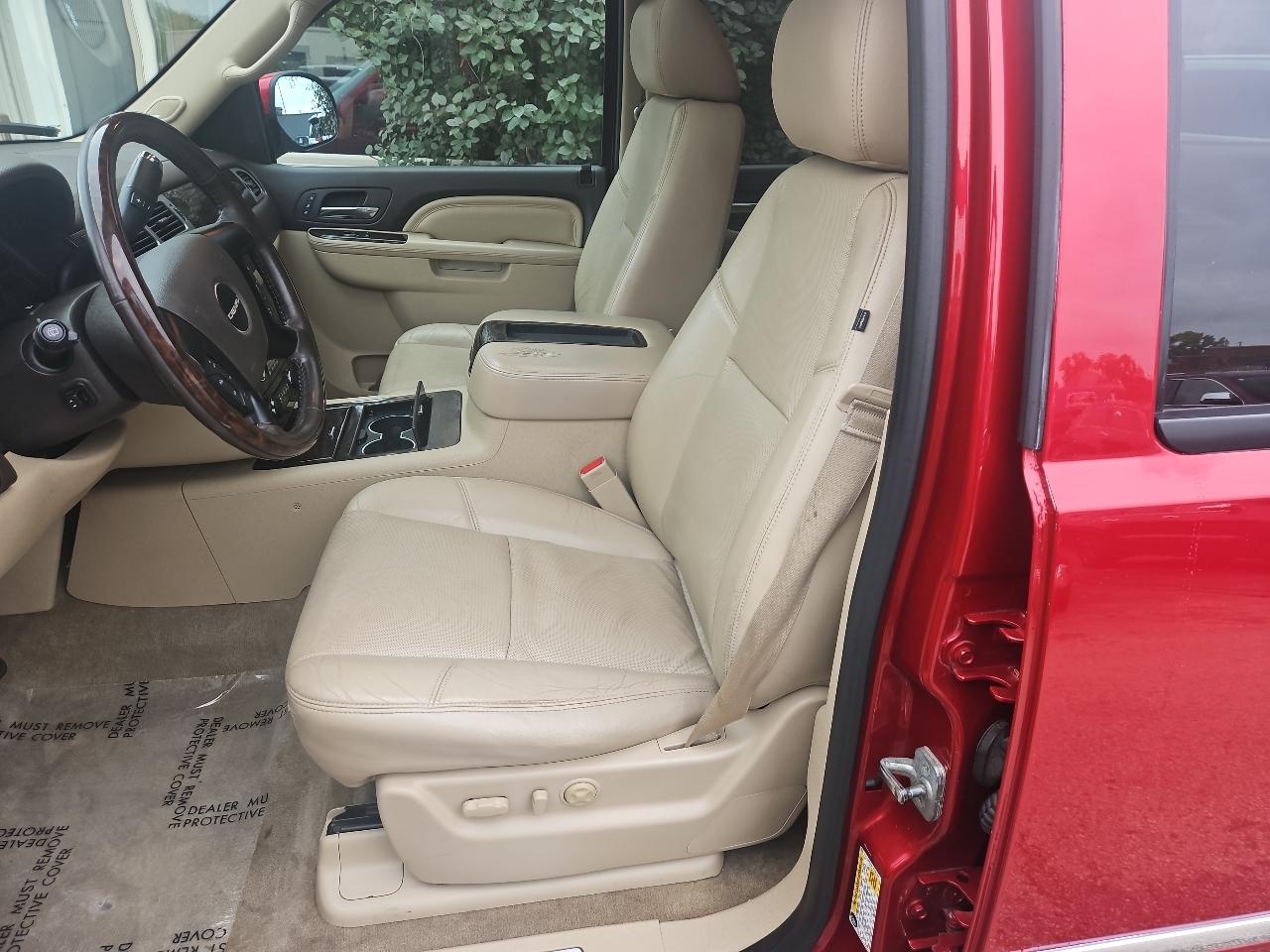 GMC Yukon XL AWD 4dr Denali 2014
