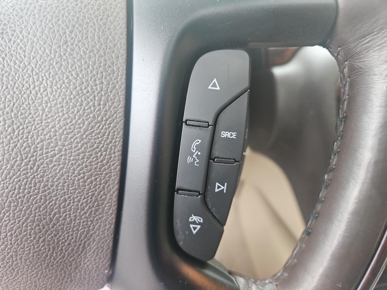 GMC Yukon XL AWD 4dr Denali 2014