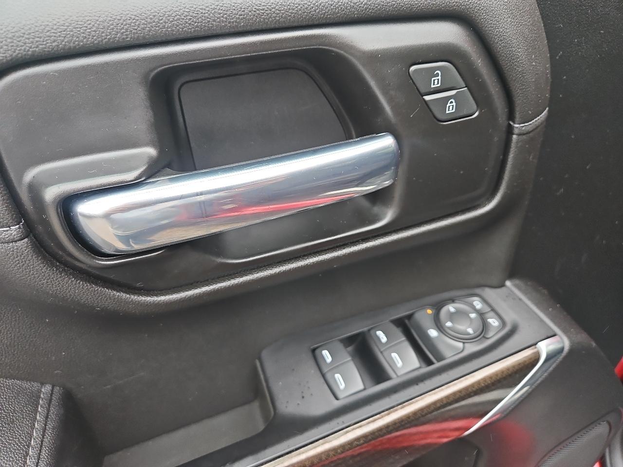 Chevrolet Silverado 1500 LTD 4WD Crew Cab 147" RST 2022