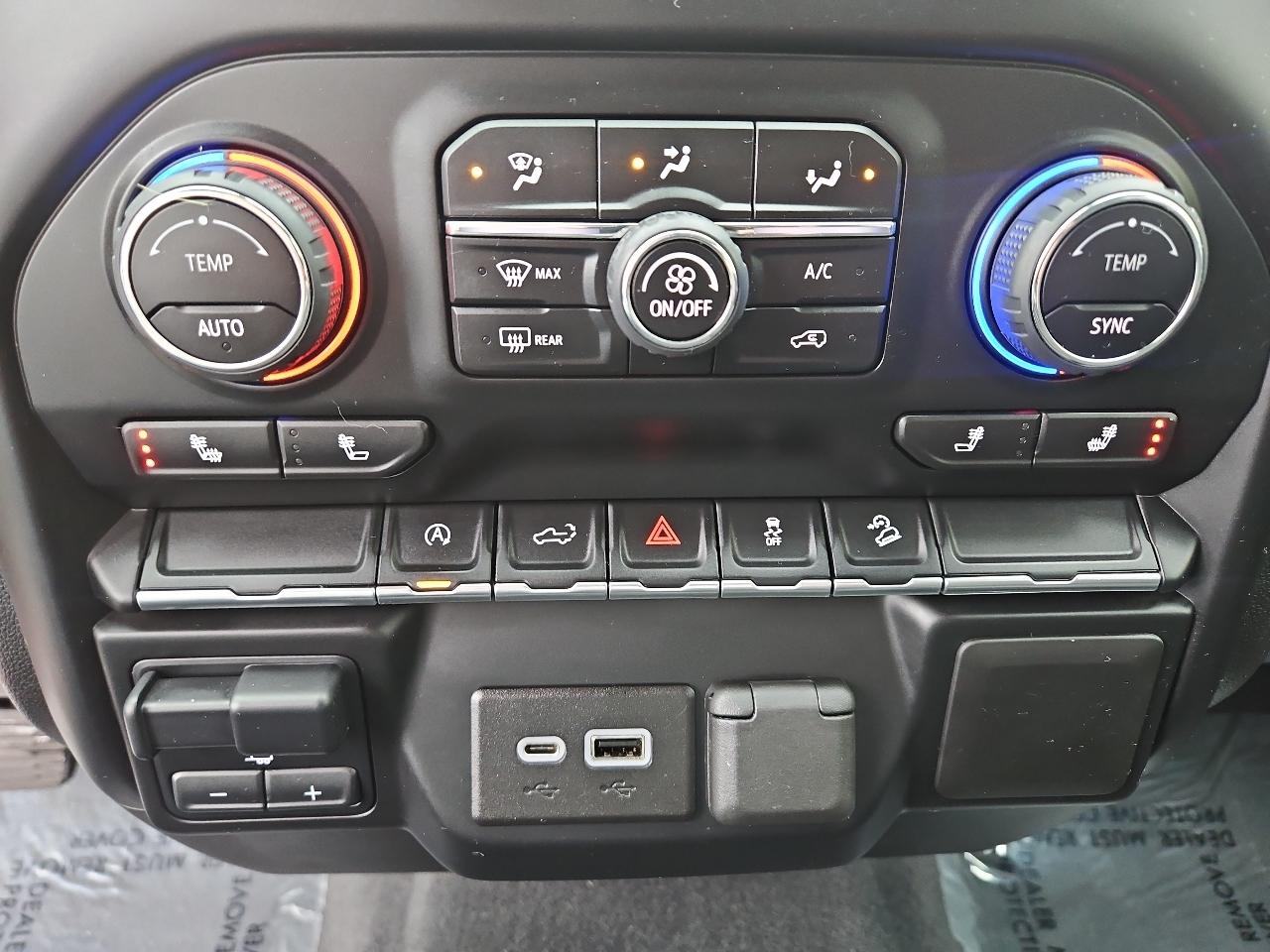 Chevrolet Silverado 1500 LTD 4WD Crew Cab 147" RST 2022