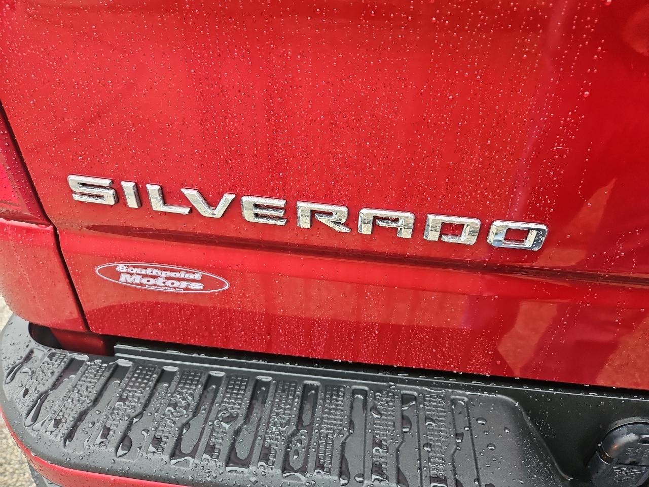 Chevrolet Silverado 1500 LTD 4WD Crew Cab 147" RST 2022
