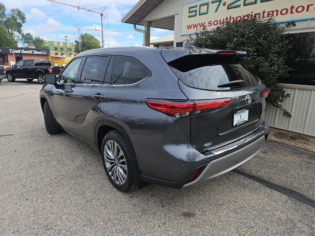 Toyota Highlander Platinum AWD (Natl) 2020