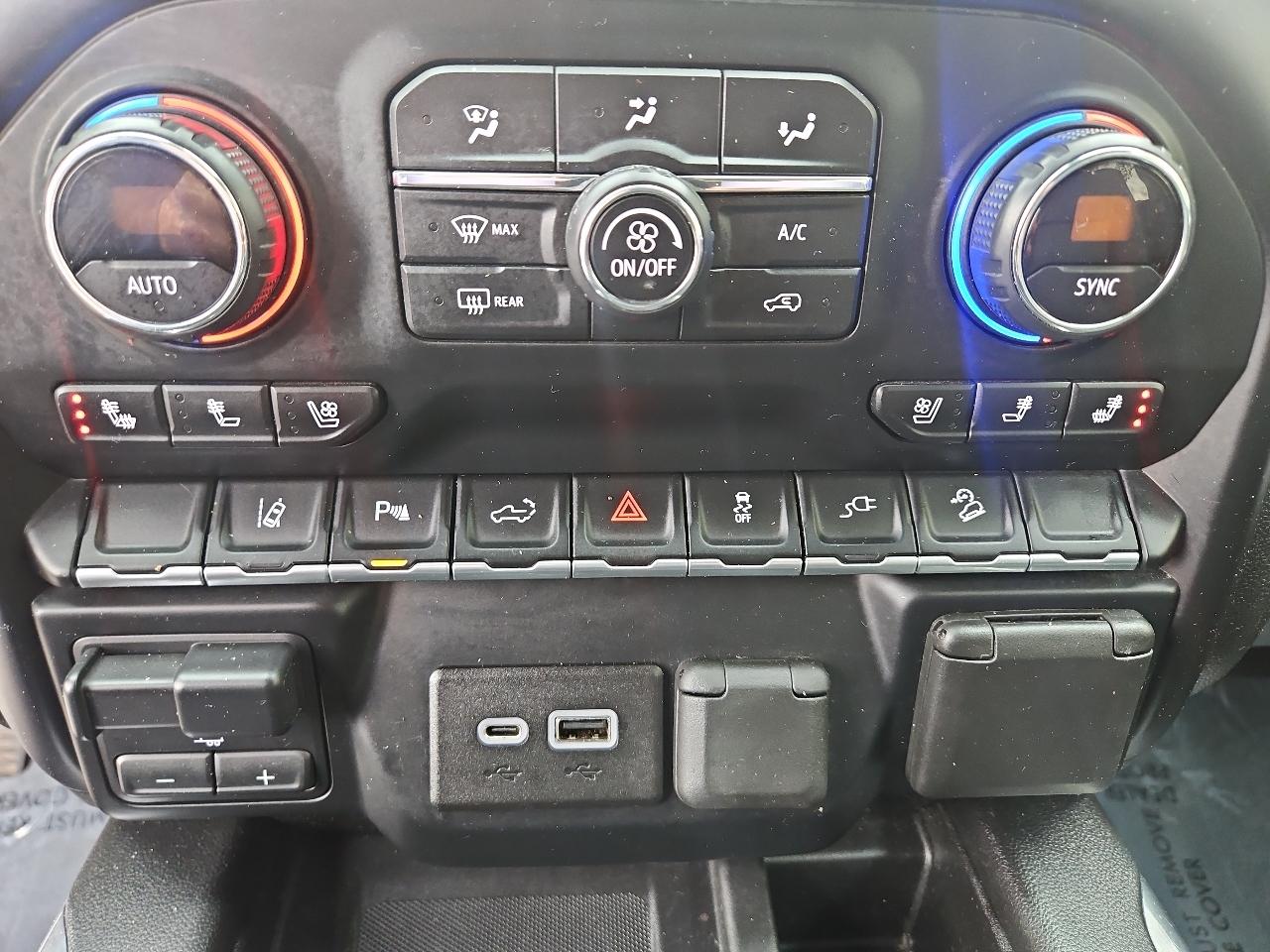 2020 Chevrolet Silverado 2500HD LTZ - Photo 17