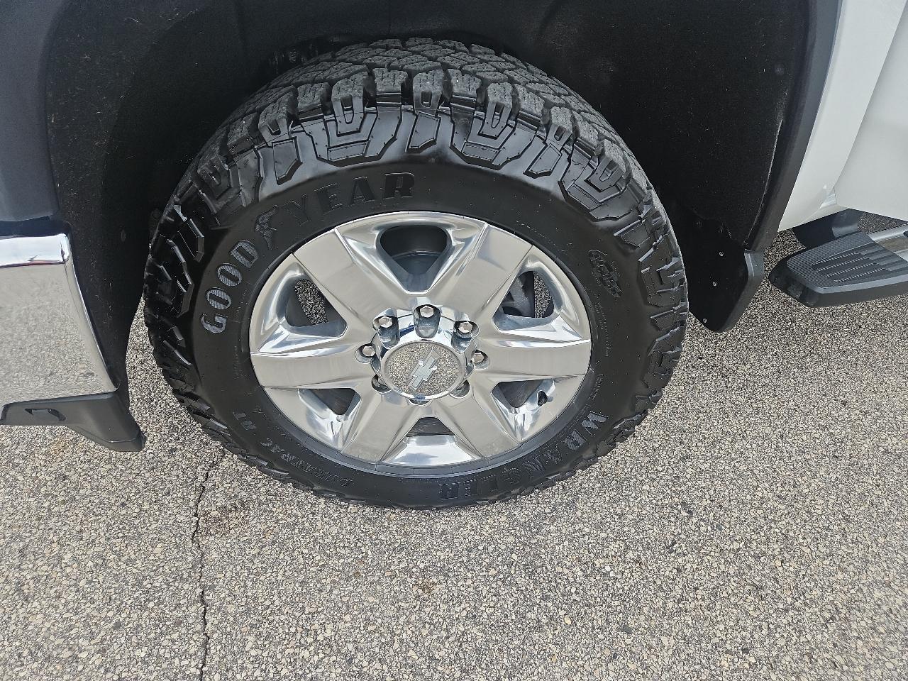 2020 Chevrolet Silverado 2500HD LTZ - Photo 37