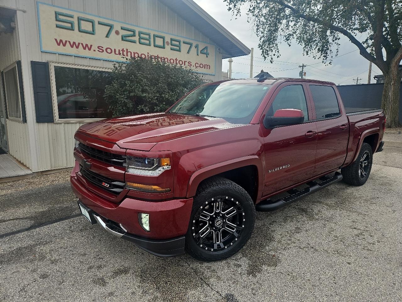 2017 Chevrolet Silverado 1500 4WD Crew Cab 143.5" LT w/2LT