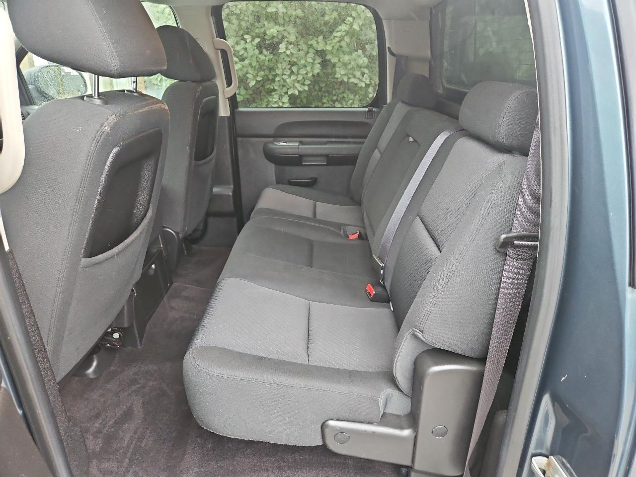Chevrolet Silverado 1500 4WD Crew Cab 143.5" LT 2012