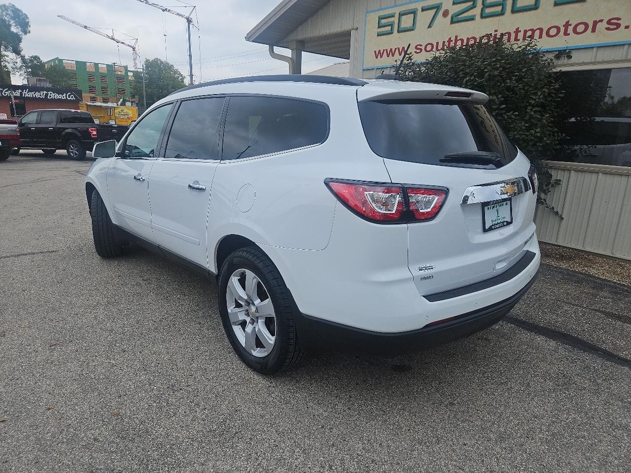 Chevrolet Traverse AWD 4dr LT w/1LT 2016