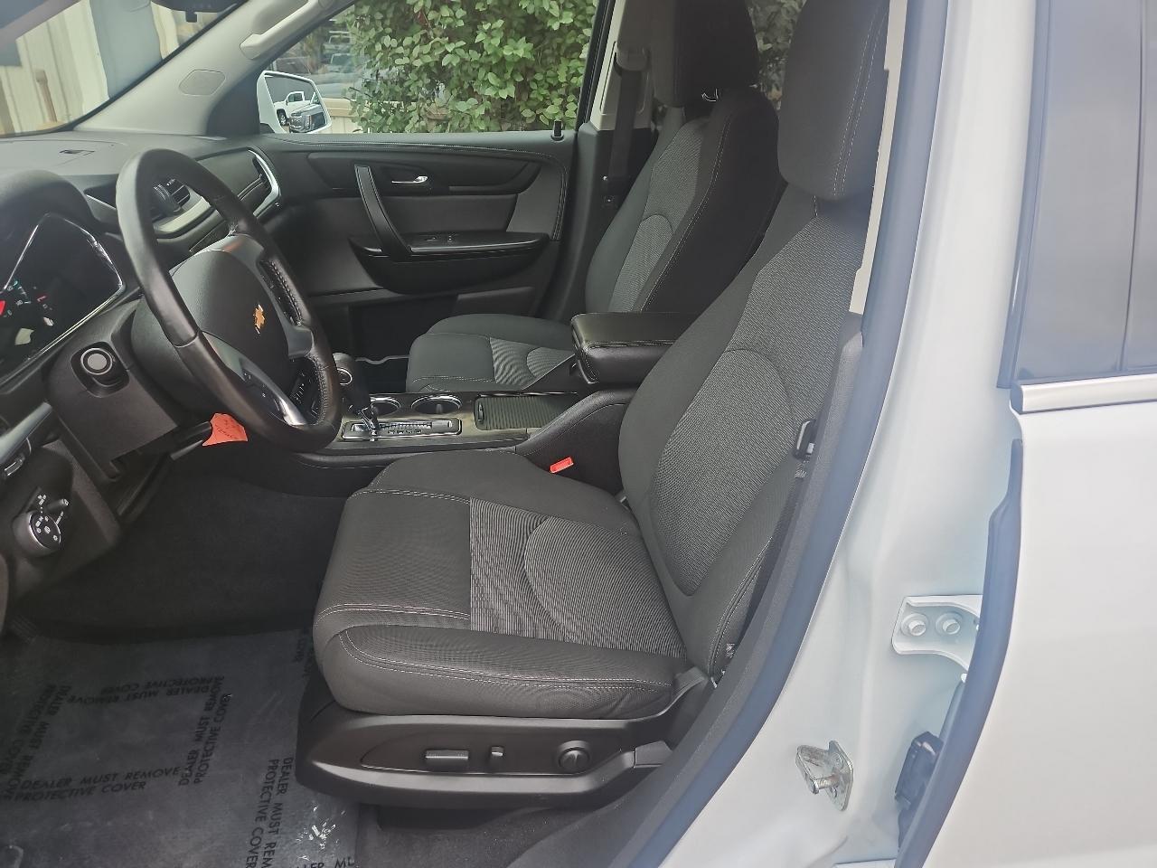 Chevrolet Traverse AWD 4dr LT w/1LT 2016