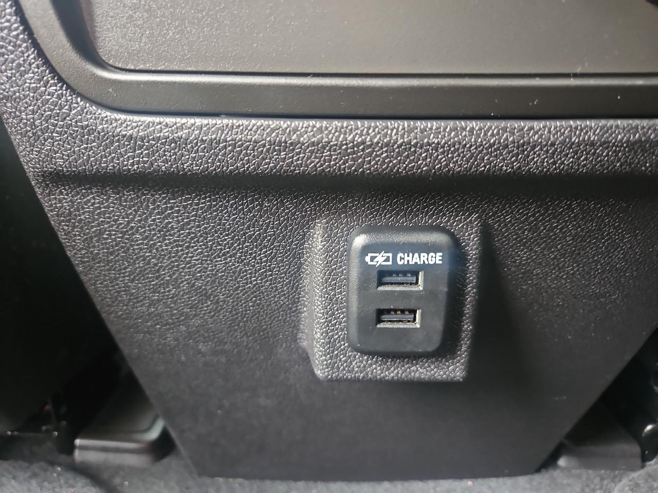 Chevrolet Traverse AWD 4dr LT w/1LT 2016