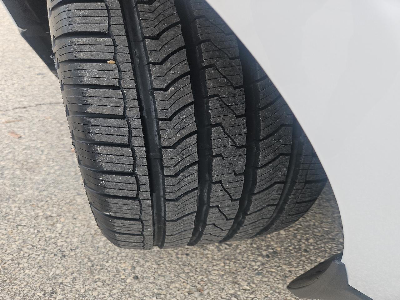 Chevrolet Traverse AWD 4dr LT w/1LT 2016