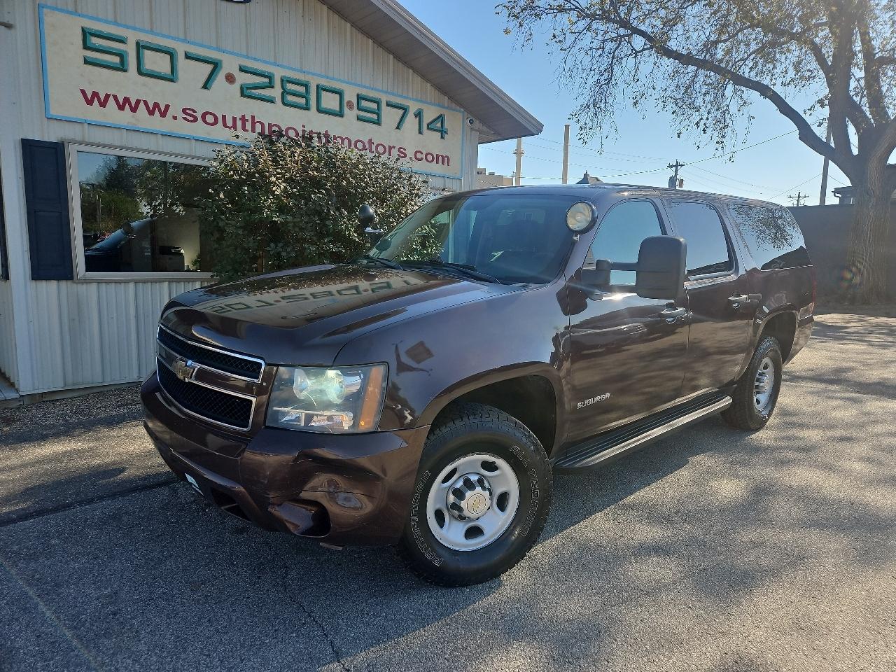 Chevrolet Suburban 4WD 4dr 2500 Commercial 2011