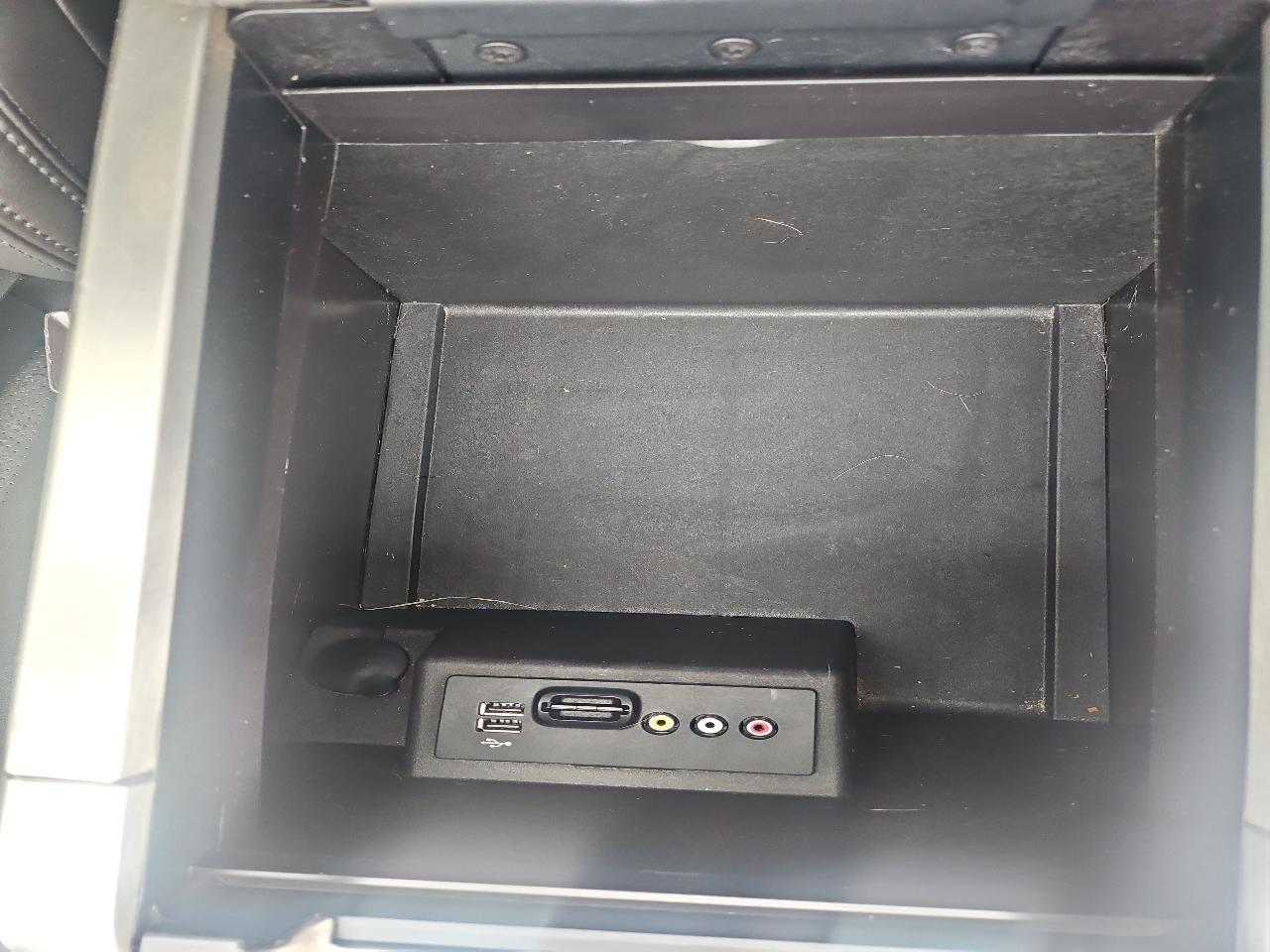 Ford F-150 4WD SuperCrew 145" Platinum 2014