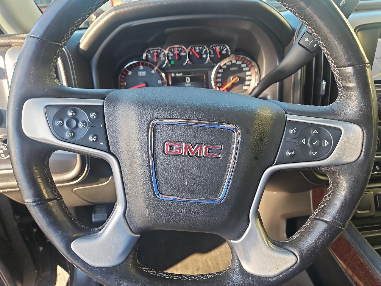 GMC Sierra 1500 4WD Crew Cab 153.0" SLT 2016