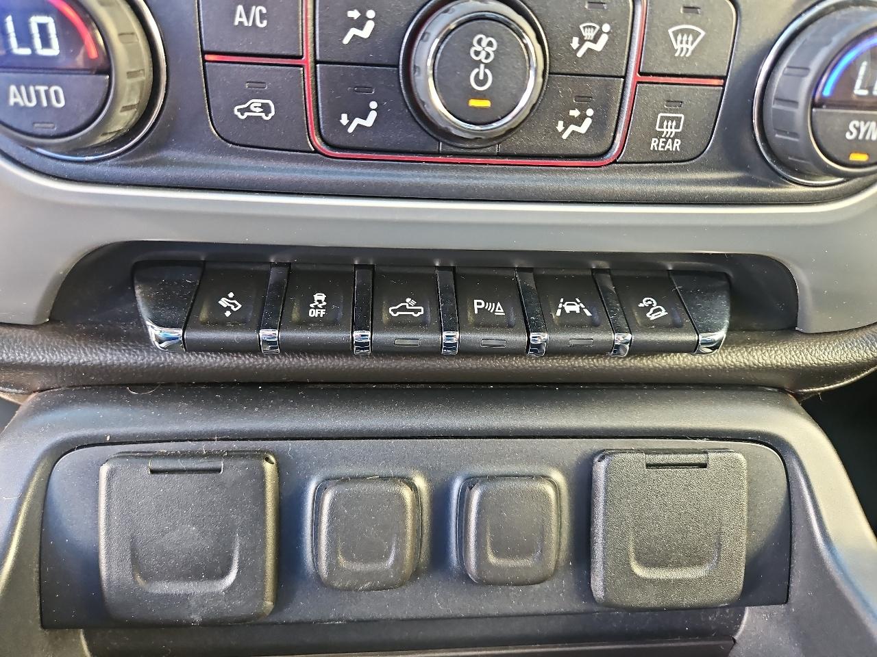 GMC Sierra 1500 4WD Crew Cab 153.0" SLT 2016