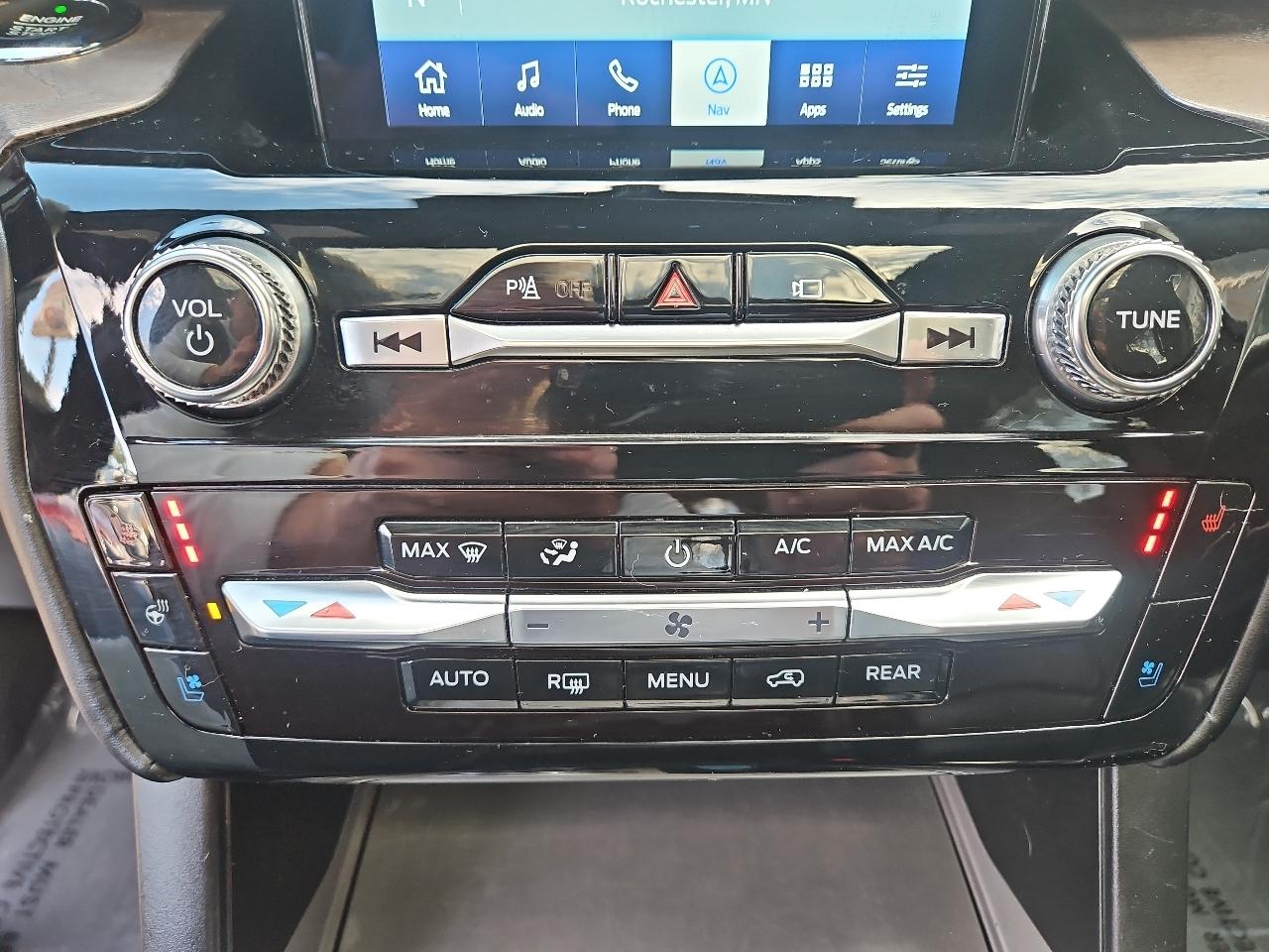 Ford Explorer Platinum 4WD 2021