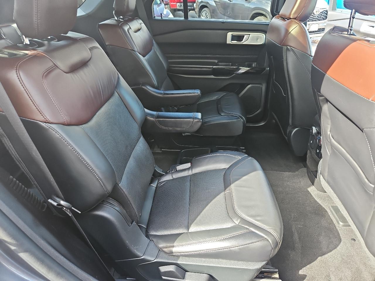 Ford Explorer Platinum 4WD 2021