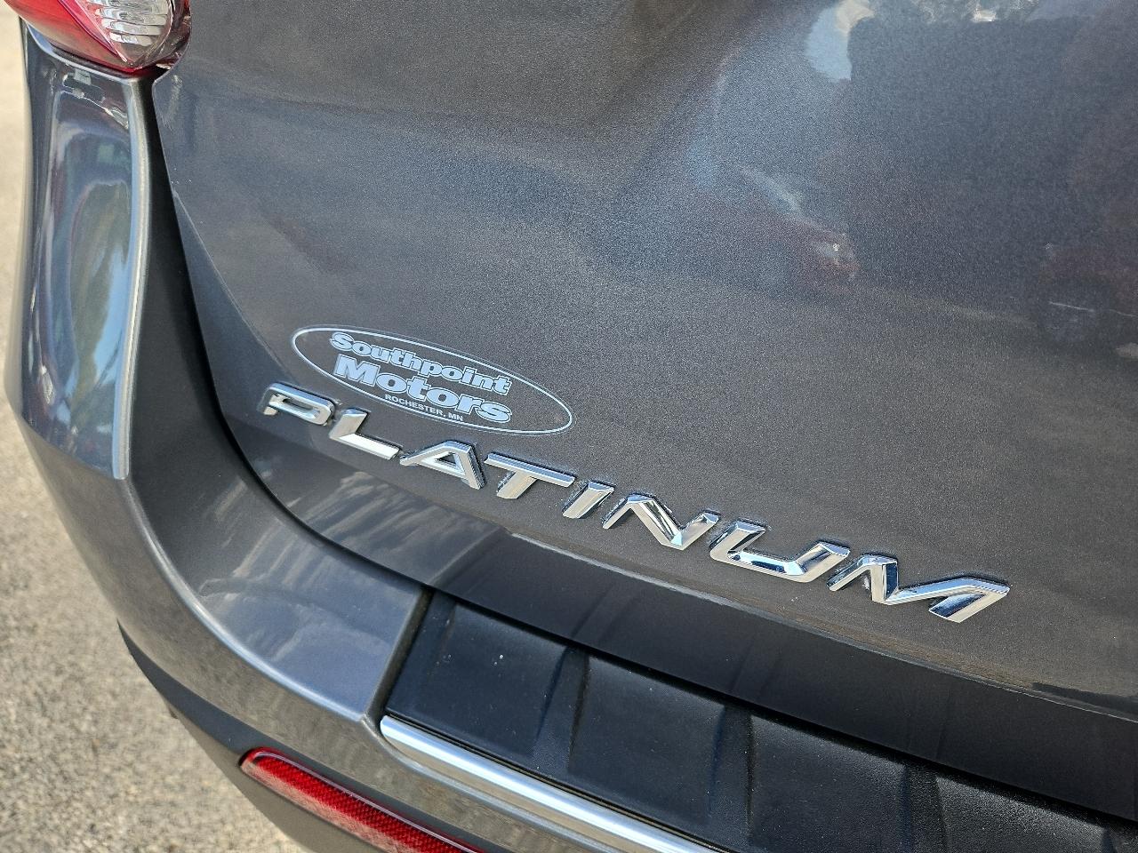 Ford Explorer Platinum 4WD 2021