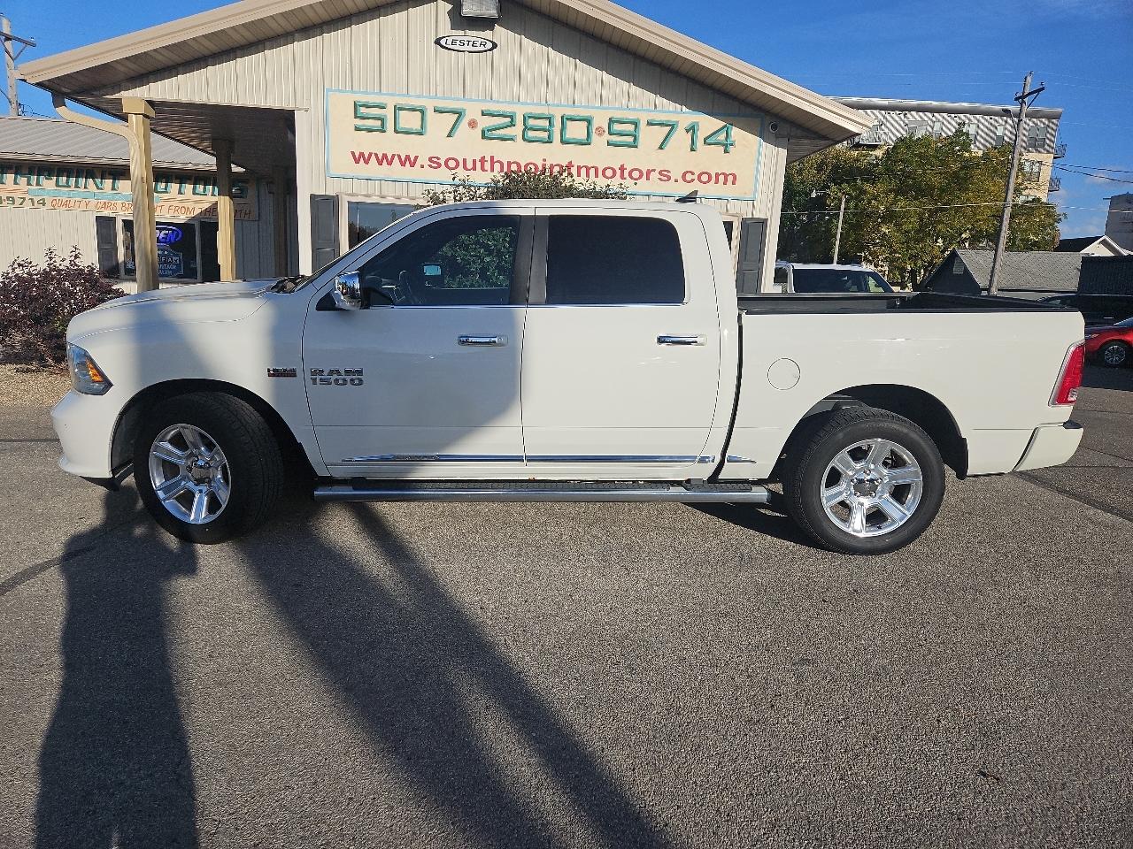 RAM 1500 4WD Crew Cab 140.5" Longhorn Limited 2016