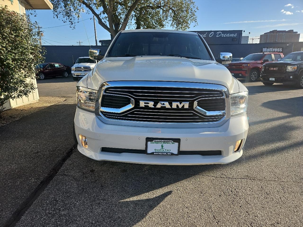RAM 1500 4WD Crew Cab 140.5" Longhorn Limited 2016