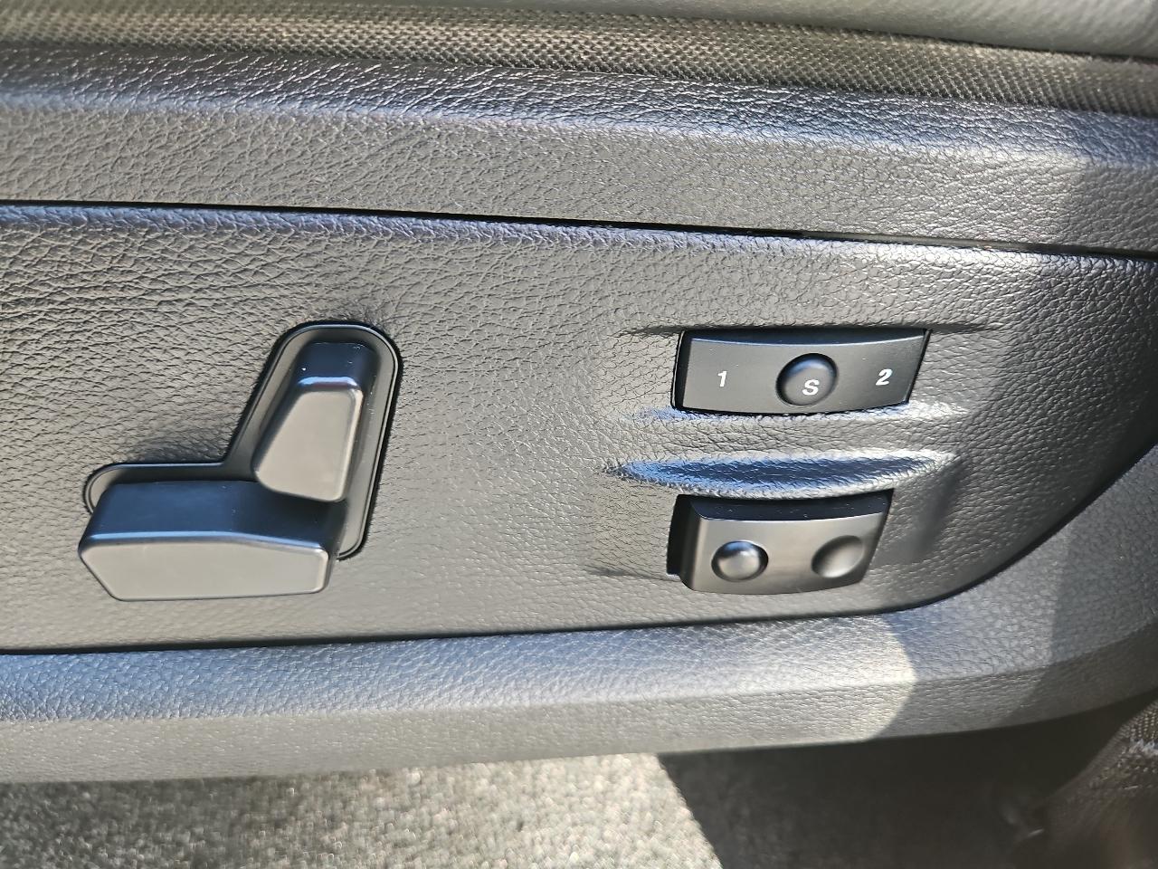 RAM 1500 4WD Crew Cab 140.5" Longhorn Limited 2016