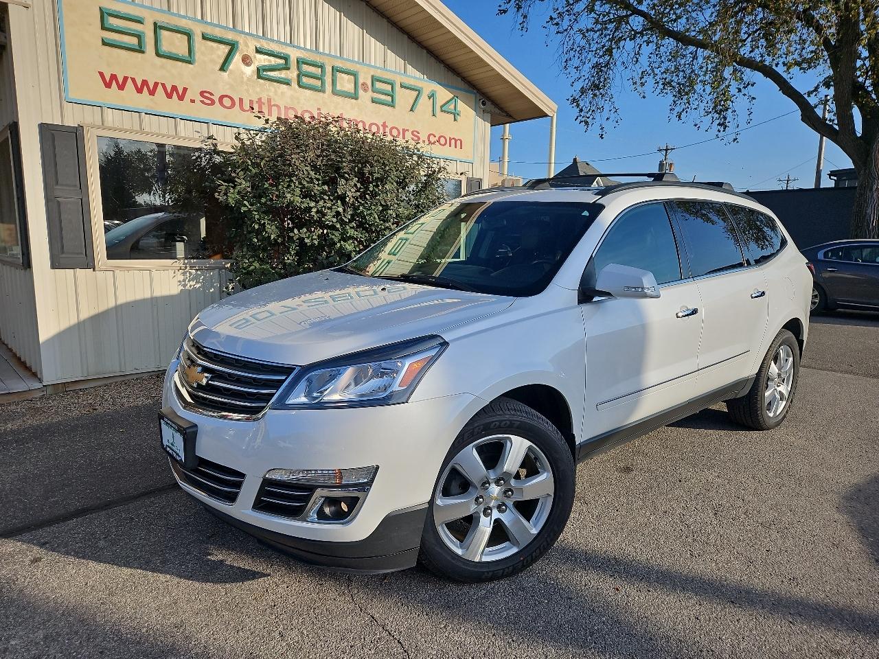 2017 Chevrolet Traverse AWD 4dr Premier