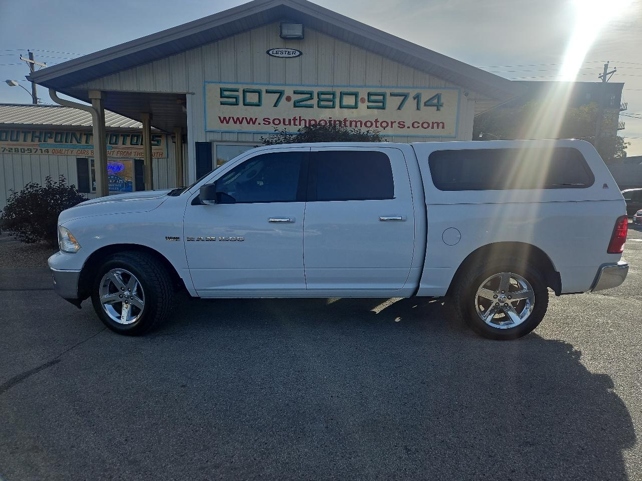 RAM 1500 4WD Crew Cab 140.5" Lone Star 2012