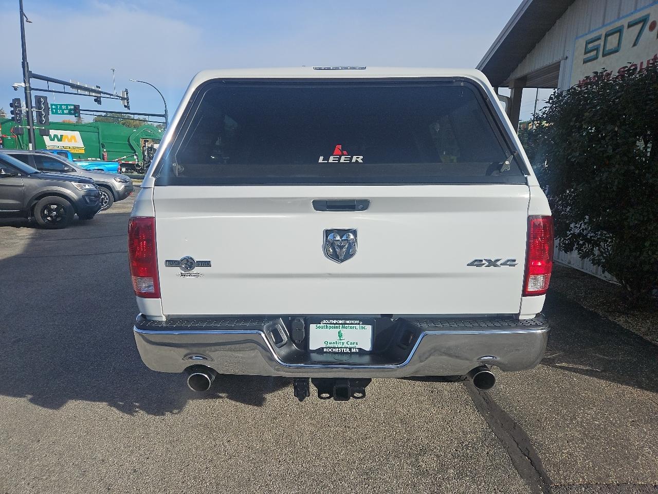 RAM 1500 4WD Crew Cab 140.5" Lone Star 2012