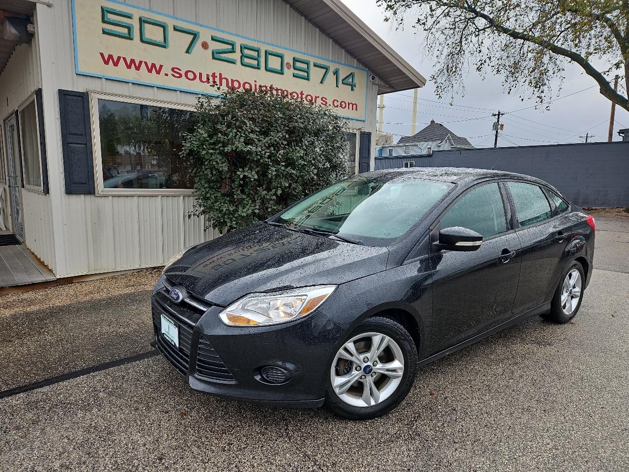 Ford Focus 4dr Sdn SE 2014
