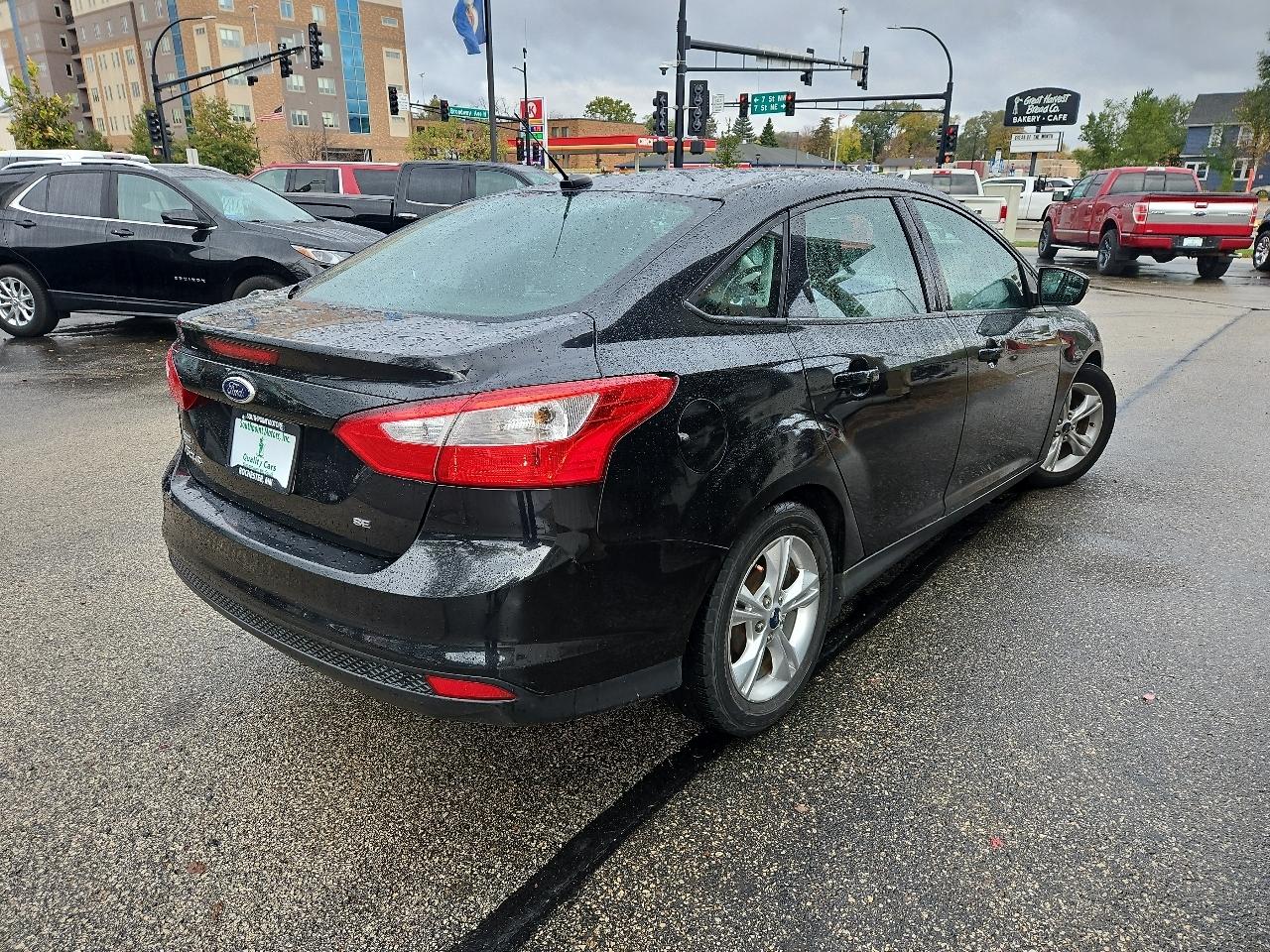 Ford Focus 4dr Sdn SE 2014