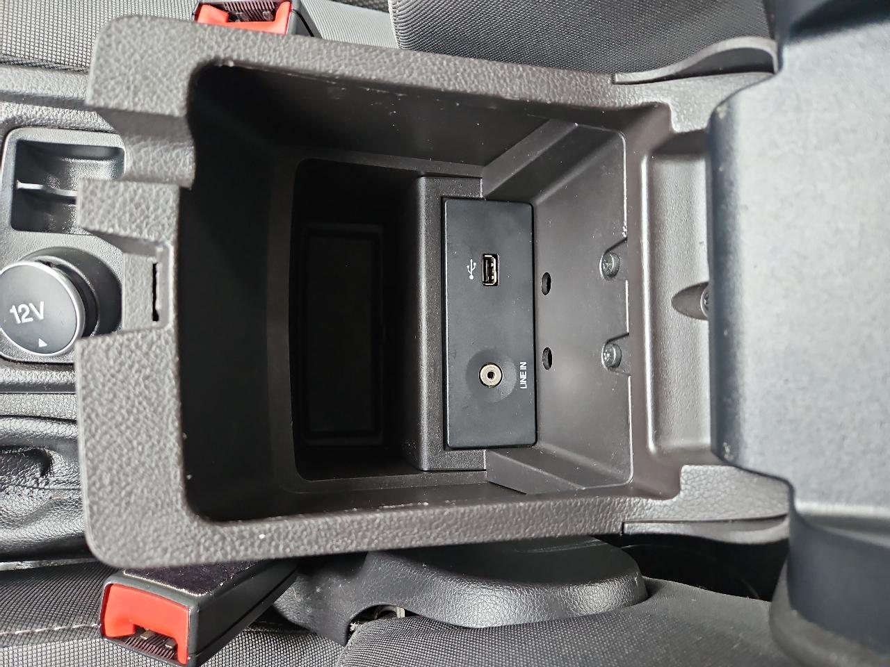 Ford Focus 4dr Sdn SE 2014