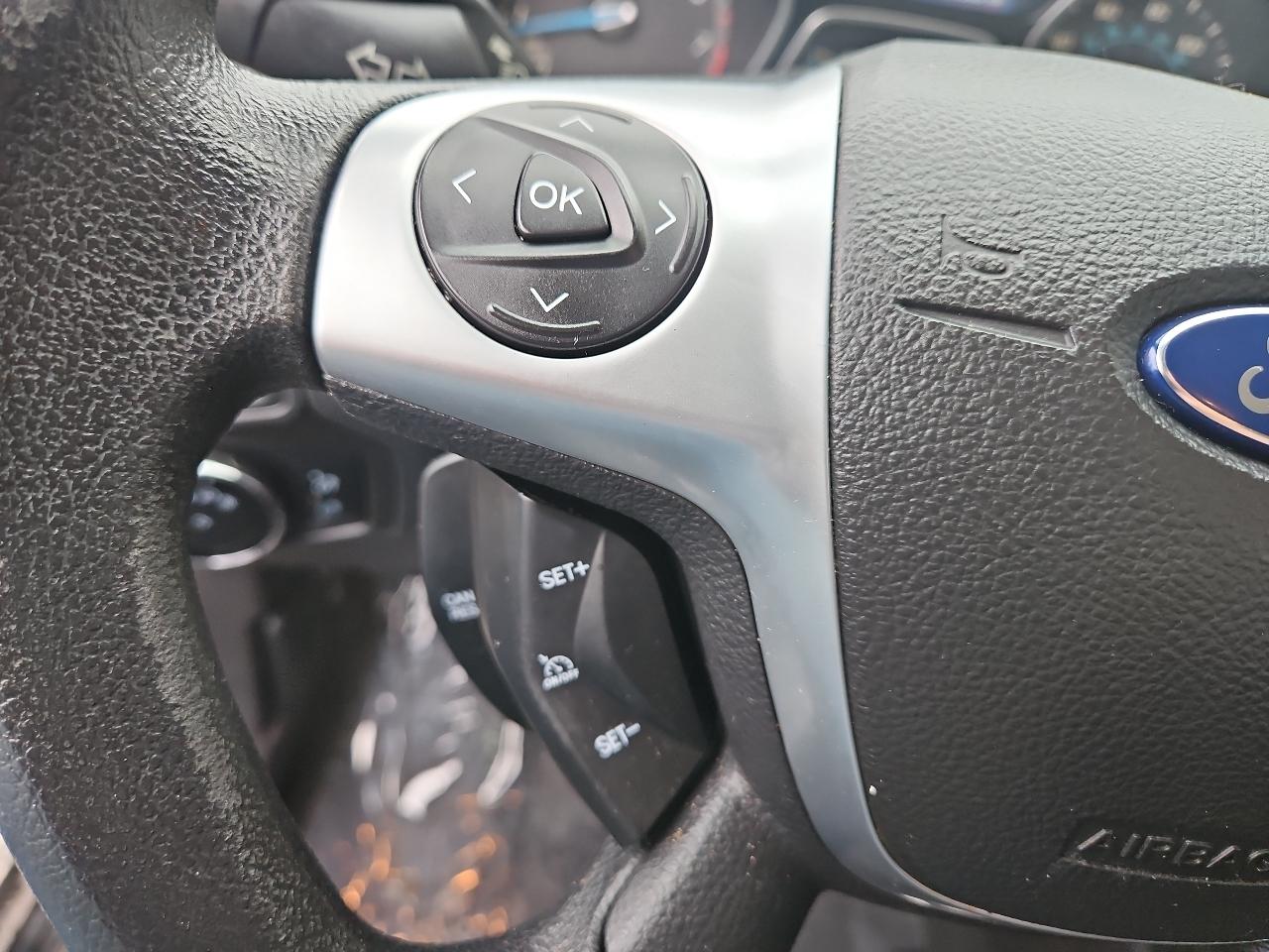 Ford Focus 4dr Sdn SE 2014