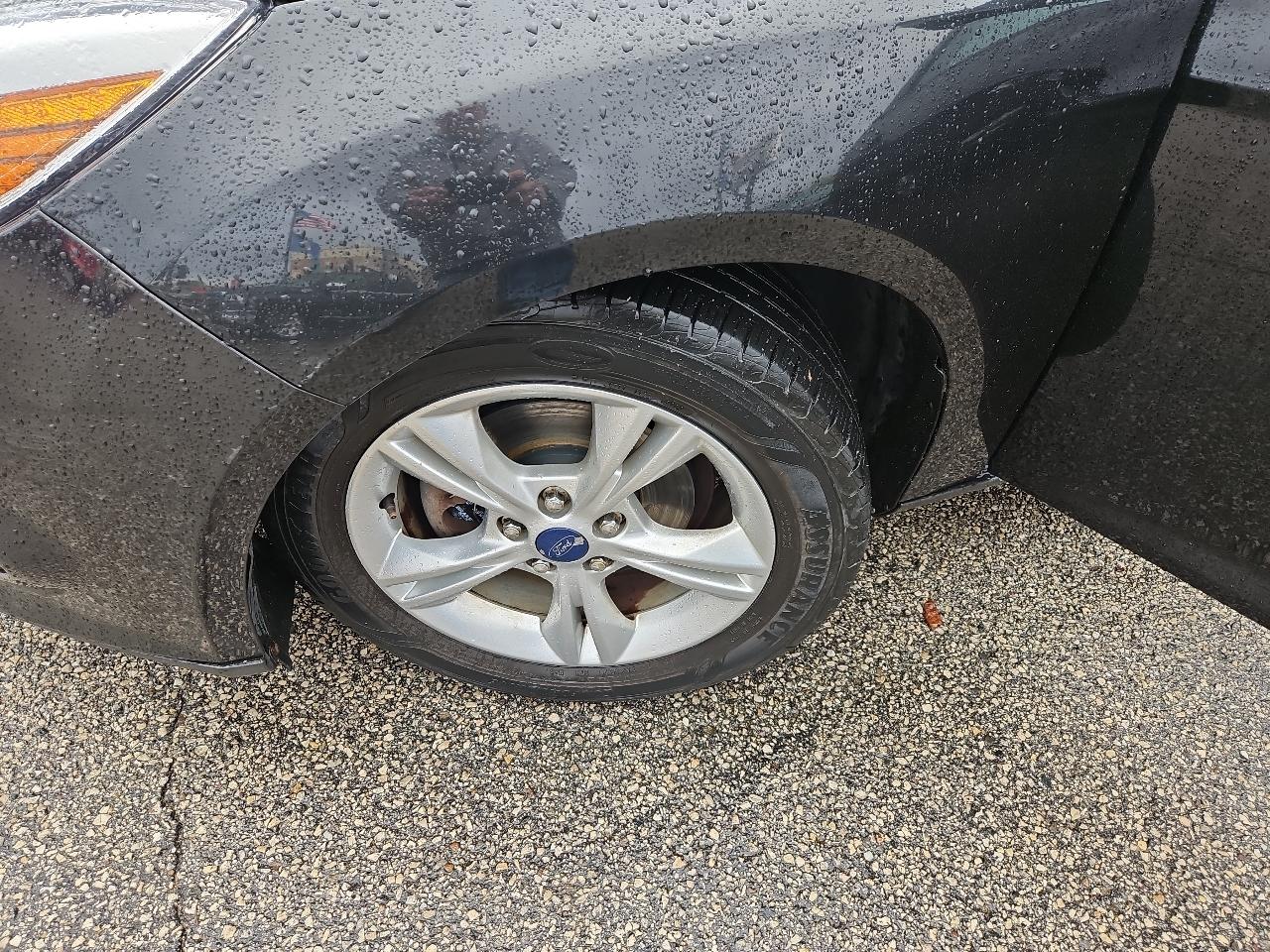 Ford Focus 4dr Sdn SE 2014