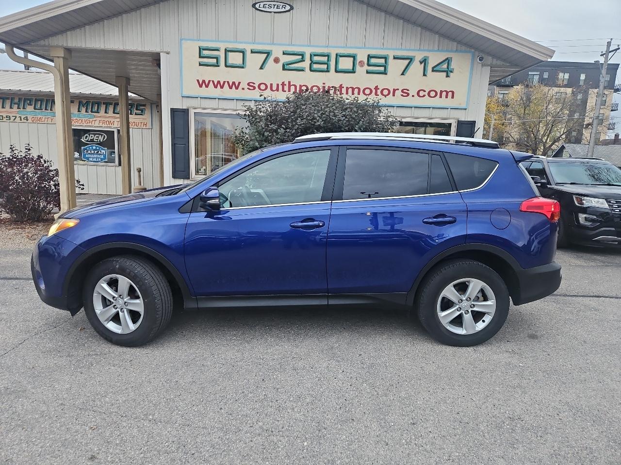 Toyota RAV4 FWD 4dr XLE (Natl) 2014
